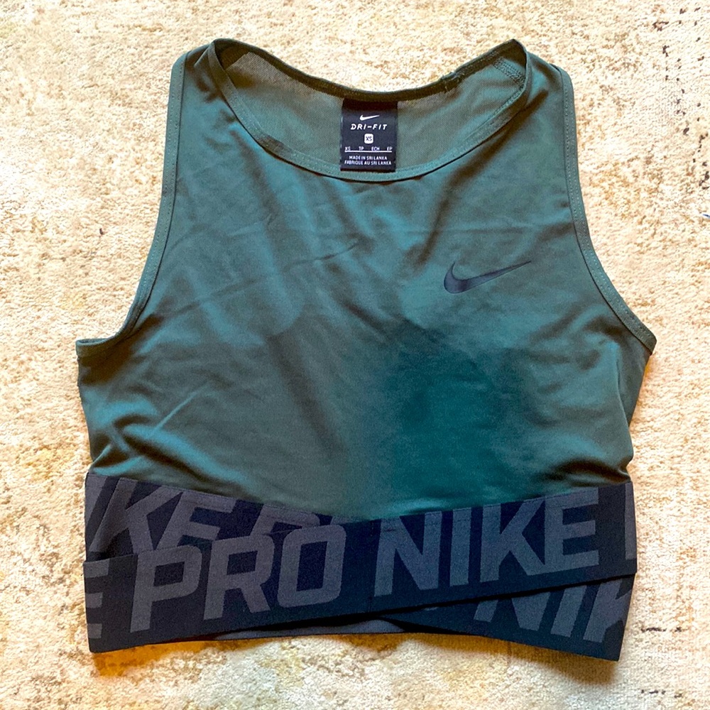 NEW!!! Nike Pro XS Crop Top